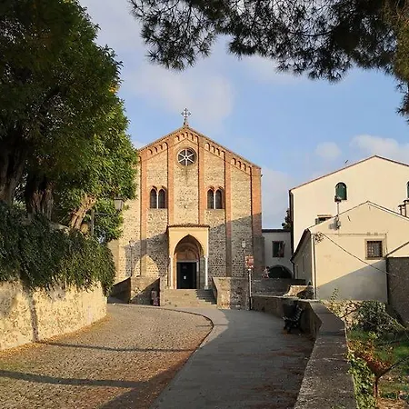 阿菲特卡都莫利酒店 3*